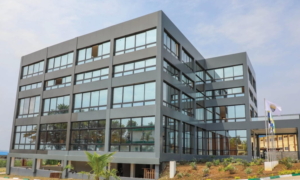 fachada oficina martin y martin san justo