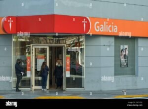 fachada sucursal banco galicia flores exterior