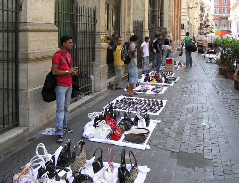 mercado de trabajo urbano flores avellaneda