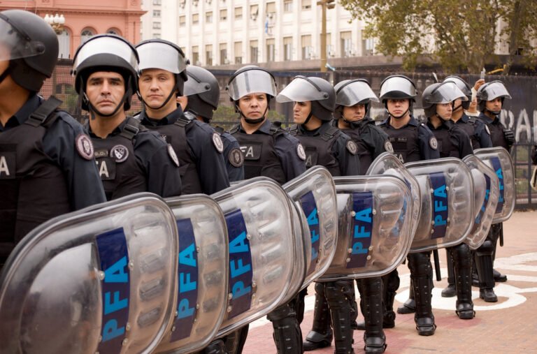 Cuáles son los requisitos para ingresar a la Policía Federal Argentina