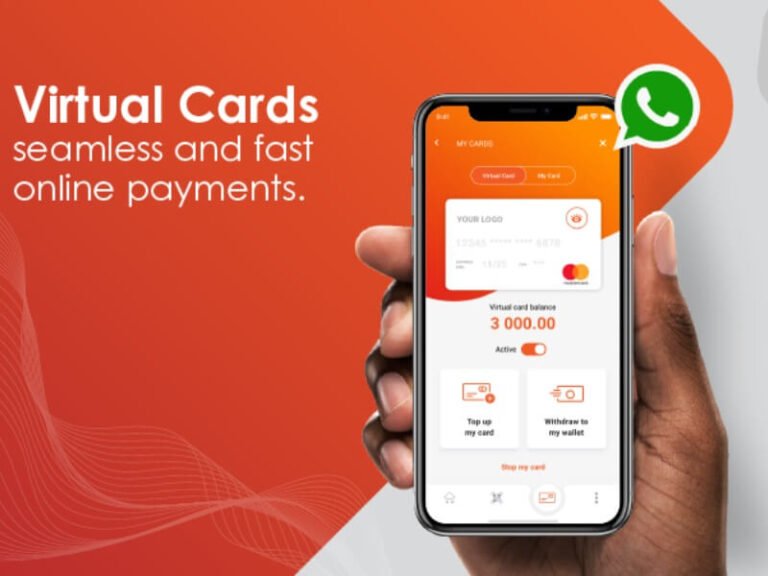 Cómo puedo contactar a Tarjeta Naranja por WhatsApp fácilmente 6 Smartphone con logo de WhatsApp y tarjeta naranja